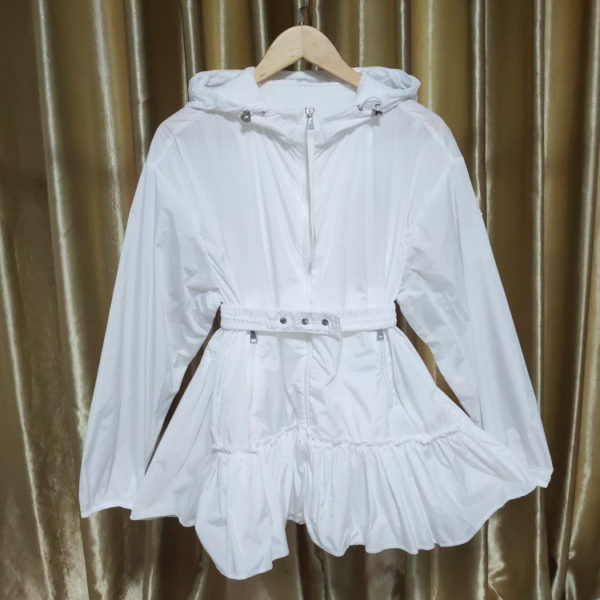 2022 New Spring Summer luxury Women's Coat Slim Ruffled Waist Belt Skirt Hooded Sun Protection Loose White and Black Ladies Jack 1