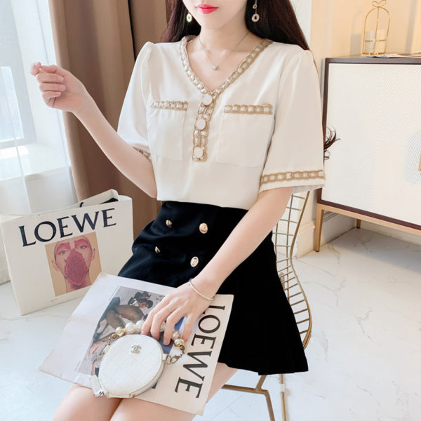 Temperament V-Neck Short-Sleeved Blouse Women 2021 Summer New Korean Simple Style Design Chic Button Casual Tops Ladies Shirt 1