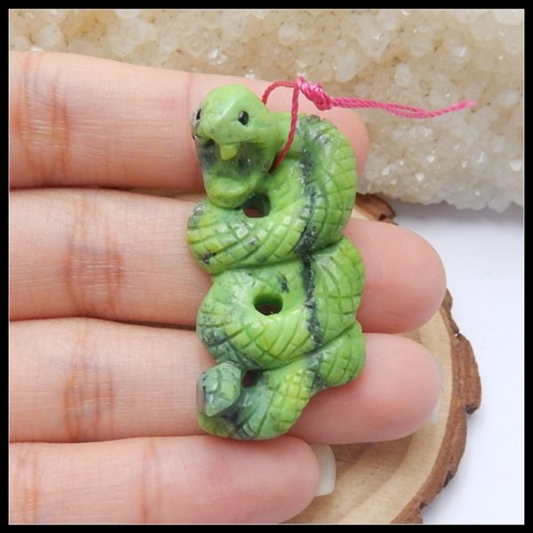 Hotsell Carved Natural Stone Animal Snake Serpentine Necklace Pendant 39x21x14mm,9.1g fashion jewelry gift accessory 1