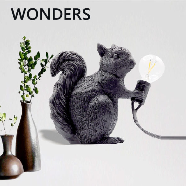 Modern LED table lamp Creative Bionic squirrel table light bedroom study bureau desk luminaria simple indoor home decor abajur 1