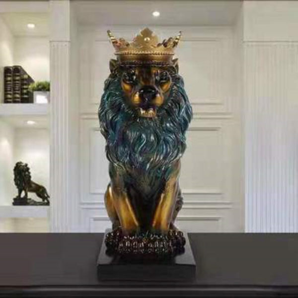 Nordic Crown Lion Sculpture Home Office Bar Goalkeeper Lion Resin Statue Model Crafts Ornaments Animal Tuscan Design Decor Gift 1