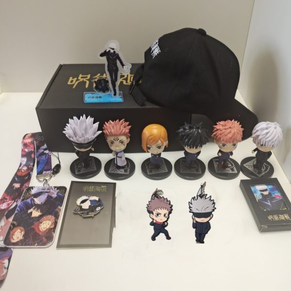 Drop Shipping New Anime Jujutsu Kaisen Mystery Box Gojo Satoru Toys keyring badge Lucky Boxes 2