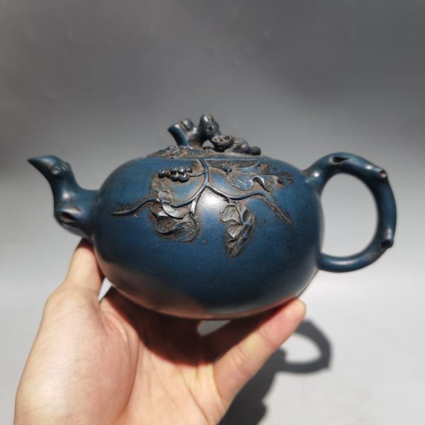 8"Chinese Yixing Zisha Pottery Hand-Carved Peach pot Green clay kettle teapot Teapot Pot Tea Maker Office Ornaments 1