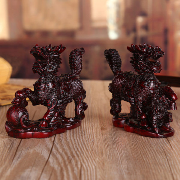 Creative Money-Raising Rosewood Kirin Decoration A Pair of Resin Handicraft Gifts for Office and Home Decorations 12 Cm High 1